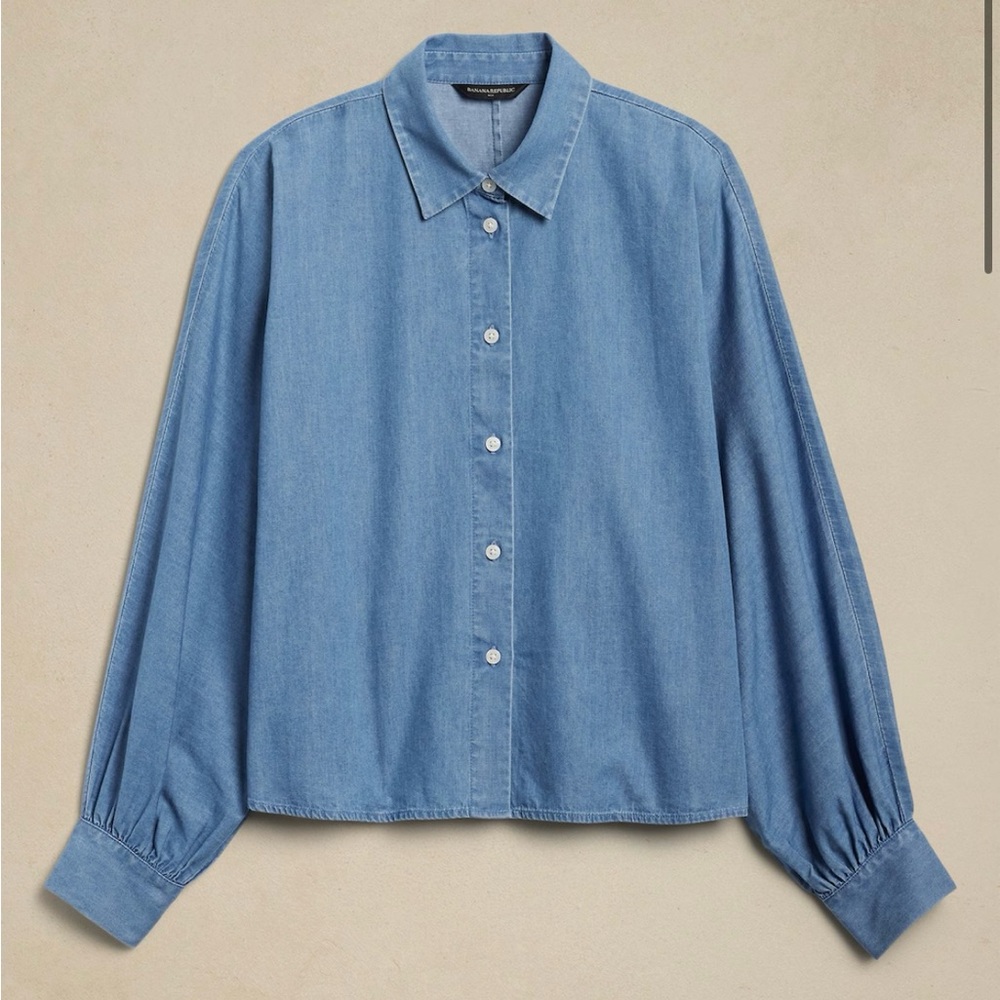 Banana Republic Light Blue Denim Shirt Xs